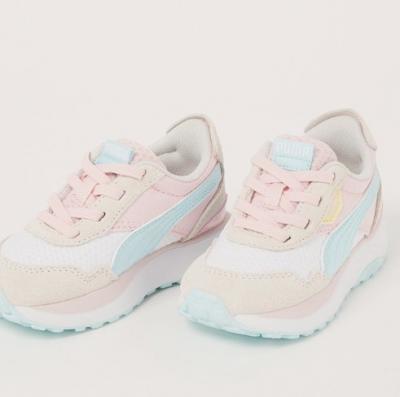 Puma运动鞋