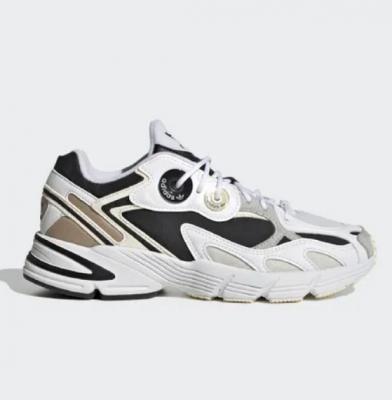 Adidas Astir W
