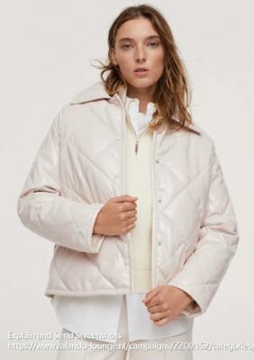 轻薄翻领棉服