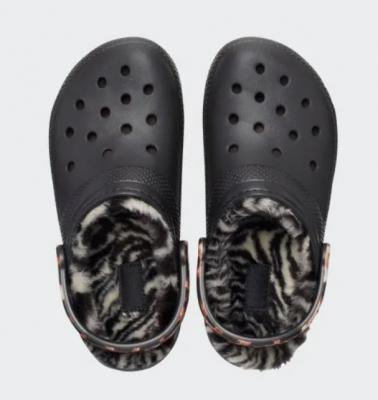 Crocs洞洞毛毛鞋