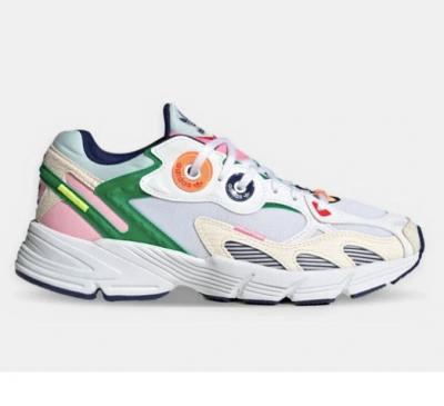ADIDAS Astir