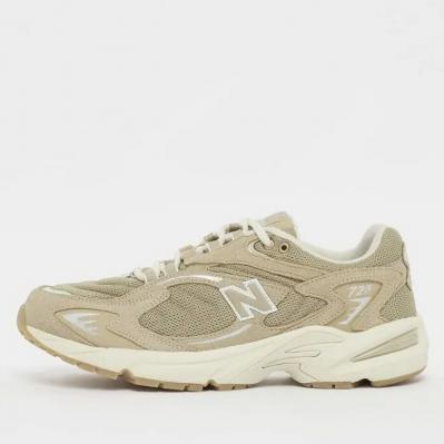 New Balance 725