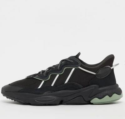 Sneaker OZWEEGO