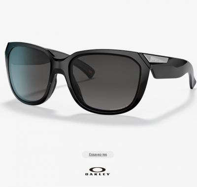 Oakley 墨镜