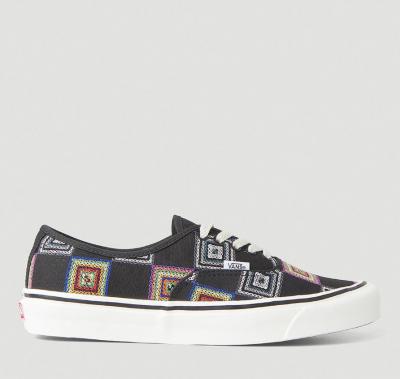 Vans 滑板鞋