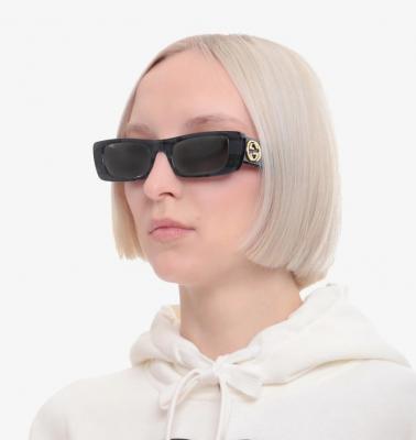 Gucci 方形墨镜