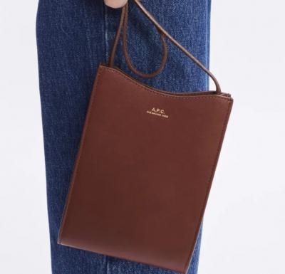 A.P.C Jamie斜挎包