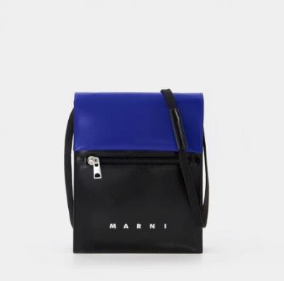 Marni 斜挎包
