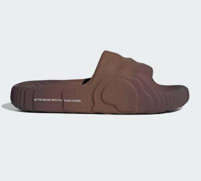 CLAQUETTE ADILETTE 22
