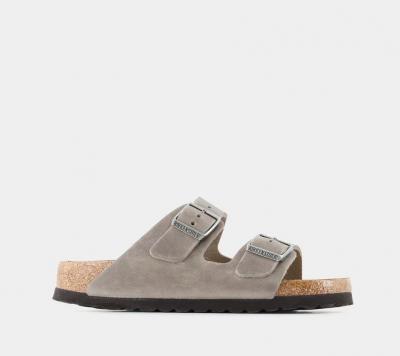 Birkenstock麂皮灰凉鞋