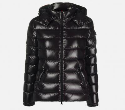 Moncler Bady 轻量羽绒服