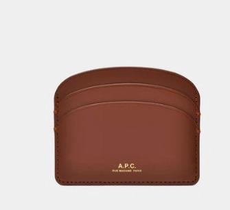 A.P.C卡包