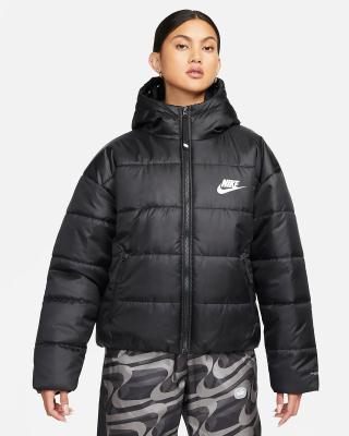 Nike 经典黑羽绒服