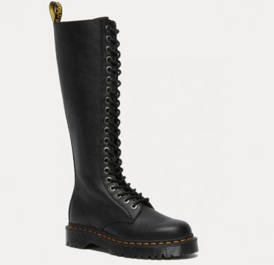 Dr.Martens 长筒马丁靴