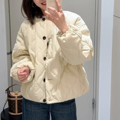 COS女款绗缝羽绒夹克 抽褶设计·米白