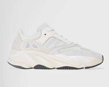 断码36 Yeezy 700