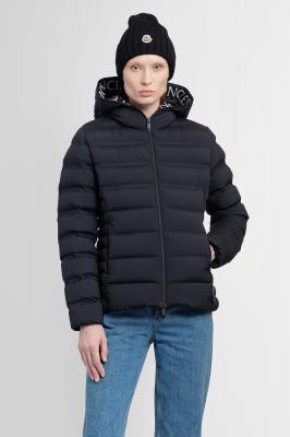 Moncler羽绒服