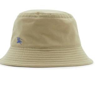 BURBERRY渔夫帽