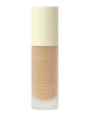 Gucci柔雾粉底