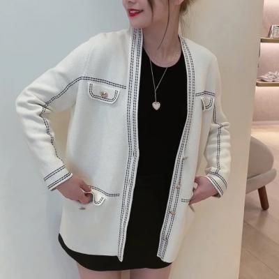 撞色缝线开衫