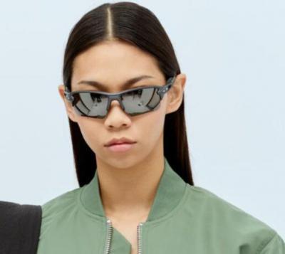 Oakley 墨镜