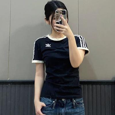 封面jennie同款不同色 经典三道杠T恤