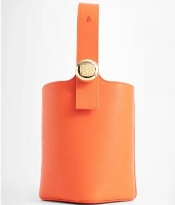 LOEWE 橙色 水桶包
