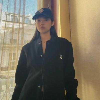 小狐狸 Jennie相似款开衫