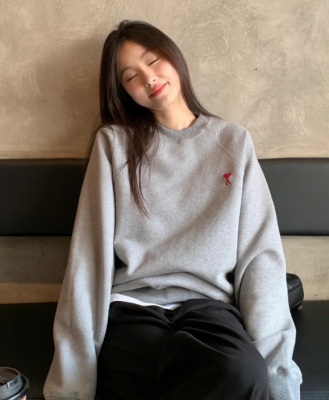 AMI 卫衣
