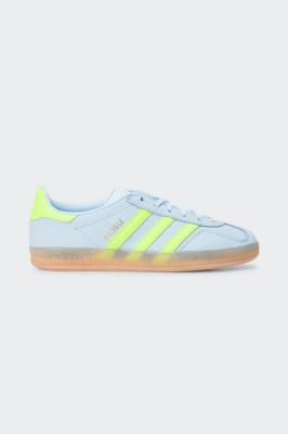 浅蓝色gazelle