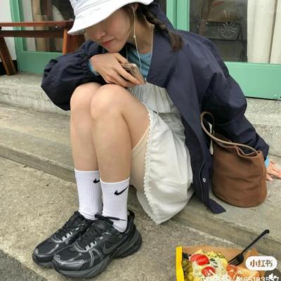 V2K 复古运动鞋
