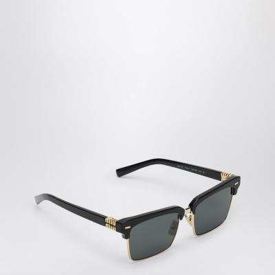 MIUMIU墨镜