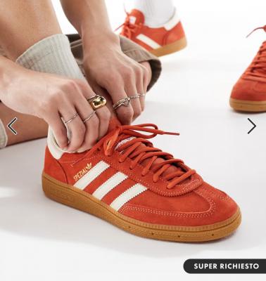 红色 Spezial