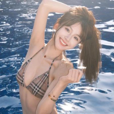 比基尼套装