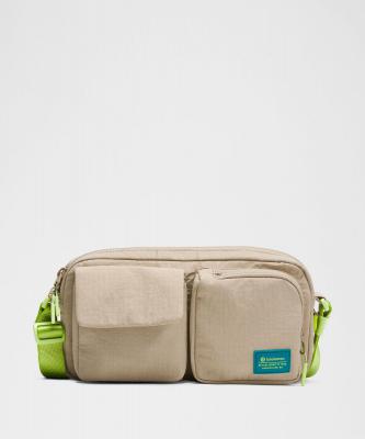 Multi-Pocket 斜挎包