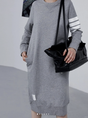 THOM BROWNE 卫衣裙