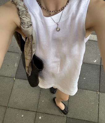 亚麻小白裙