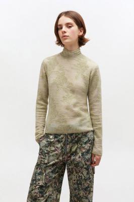 绿色透明高领毛衣