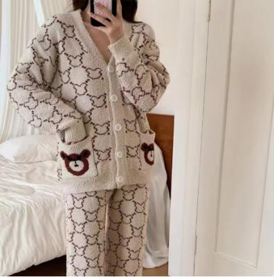 毛绒睡衣女长袖长裤两件套