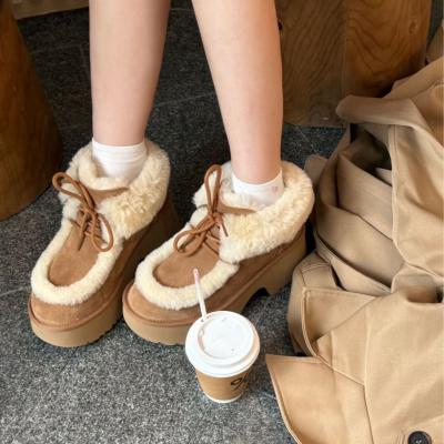 经典款 Esmee 系带靴