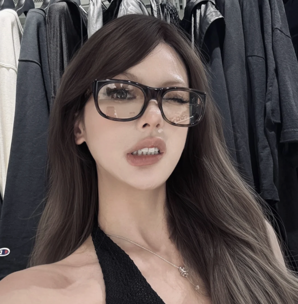 MIU MIU 墨镜