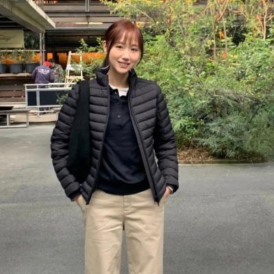 Columbia Powder Pass连帽黑色夹克