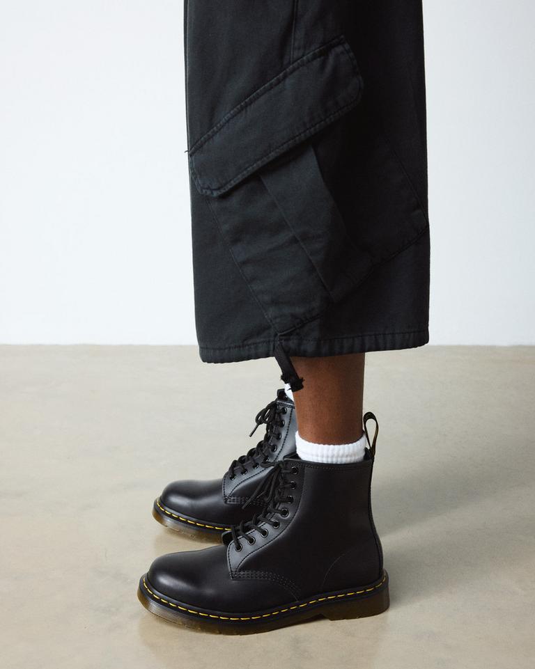 黑色1460款光滑皮革系带靴