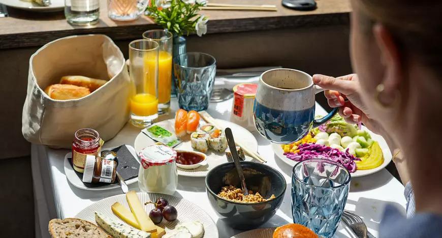 塞纳河游船 + 自助Brunch