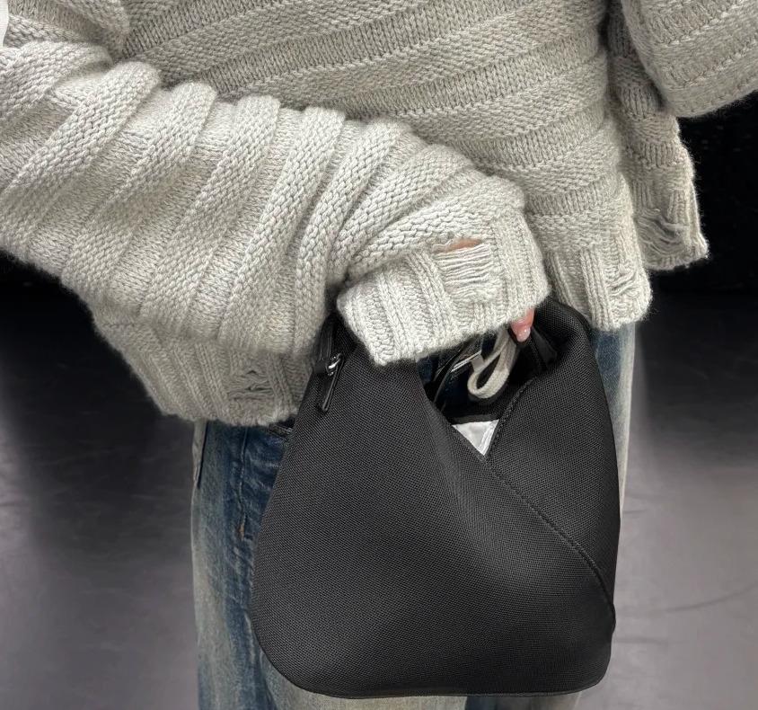 MM6 Maison Margiela 斜挎包 Japanese款