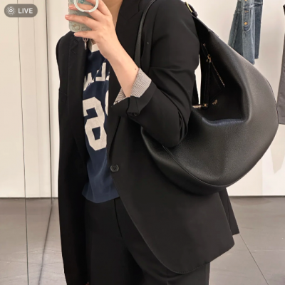 Lulu 大号磨砂皮包