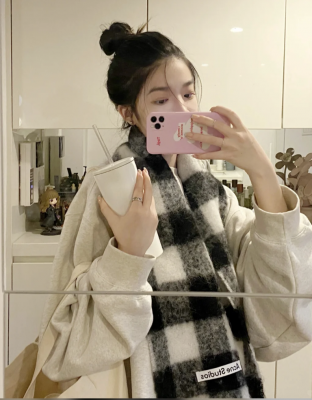 Vally 格纹围巾