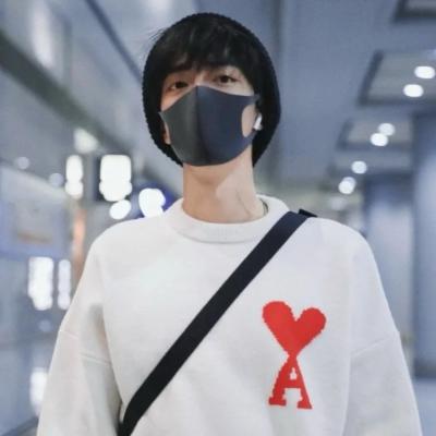 大爱心毛衣