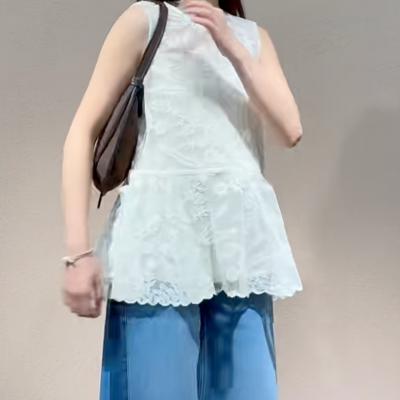蕾丝背心