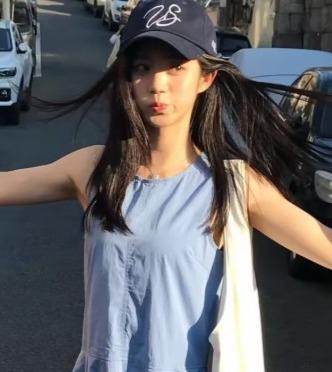 背心连衣裙